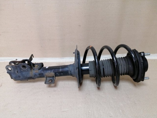 Стійка передня, ліва 4060A623 MITSUBISHI