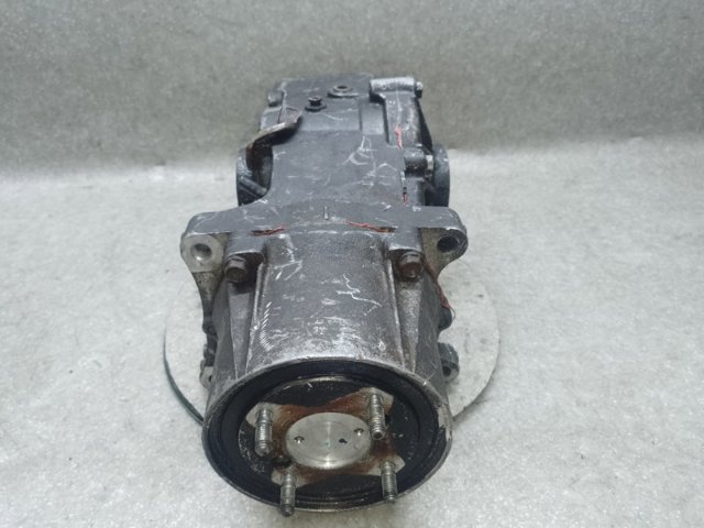 Задній редуктор 4111052010 TOYOTA