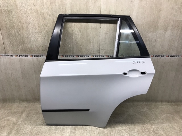 Двері задні 41527261481 BMW