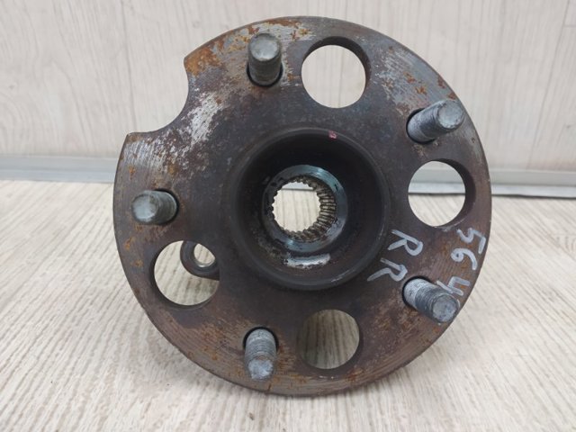 Маточини задніх коліс 424100E021 TOYOTA
