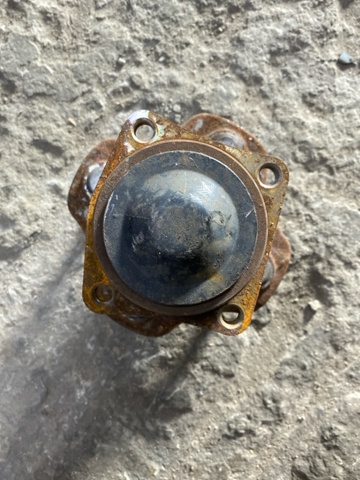 Маточина задня 4241012211 TOYOTA