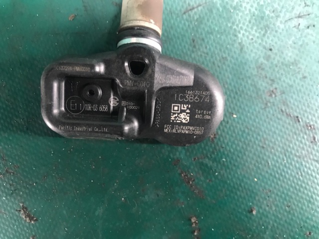 Датчик контролю тиску в шинах 4260730060 TOYOTA