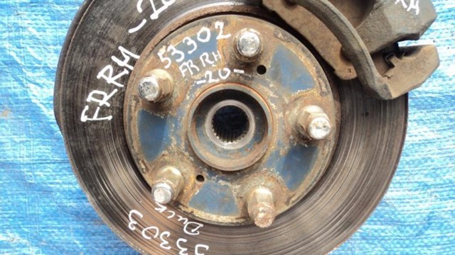 Цапфа - поворотний кулак передній, правий 4321106070 TOYOTA
