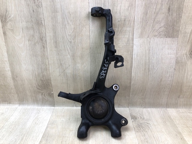 Цапфа поворотна права 4321160170 TOYOTA