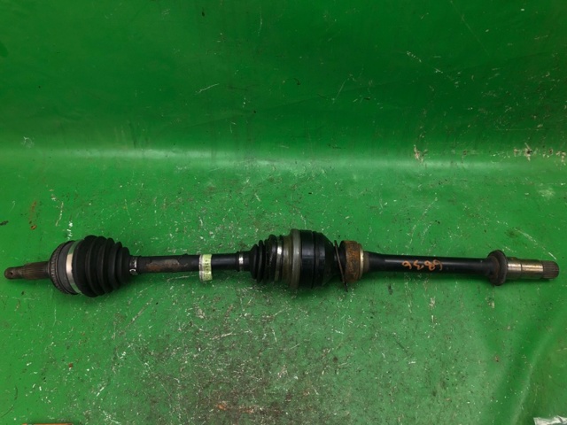 Привід правий 4341006170 TOYOTA