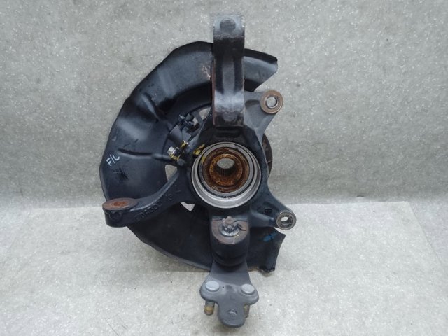 Маточина переднього колеса 43502AA021 TOYOTA