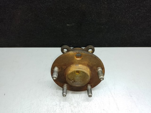 Підшипник в зборі з маточиною передній 4355050010 TOYOTA