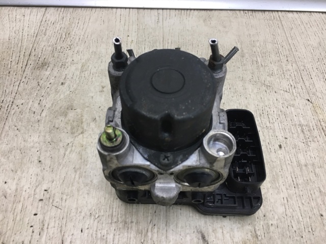 Блок керування АБС (ABS) 4405033081 TOYOTA