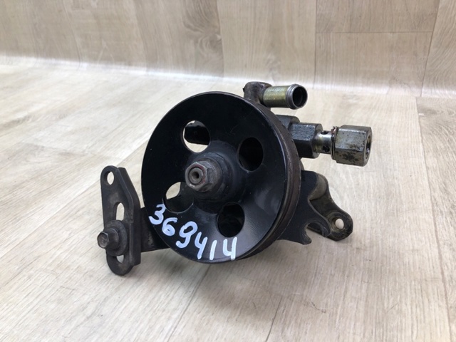 Насос гідравліки 4432048040 TOYOTA