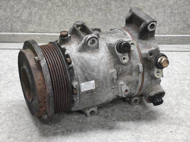 Компресор кліматичної установки 4472601206 TOYOTA