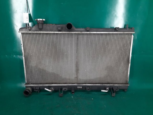 Радіатор охолодження двигуна 45119FG040 SUBARU