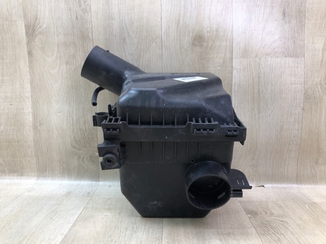 Корпус повітряного фільтра, нижня частина 46052FJ010 SUBARU