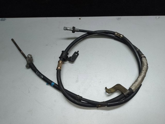 Трос ручника задній правий 4642060070 TOYOTA