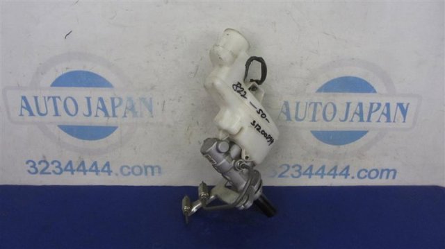 Циліндр гальмівний, головний 4720106440 TOYOTA