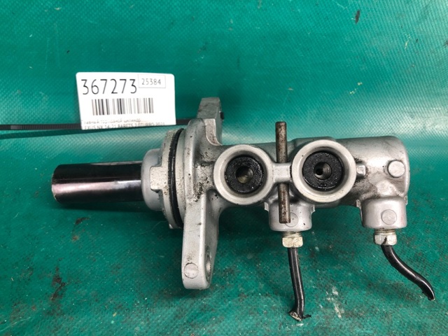 Циліндр головний гальма (Гідротормоз) 4720142382 TOYOTA