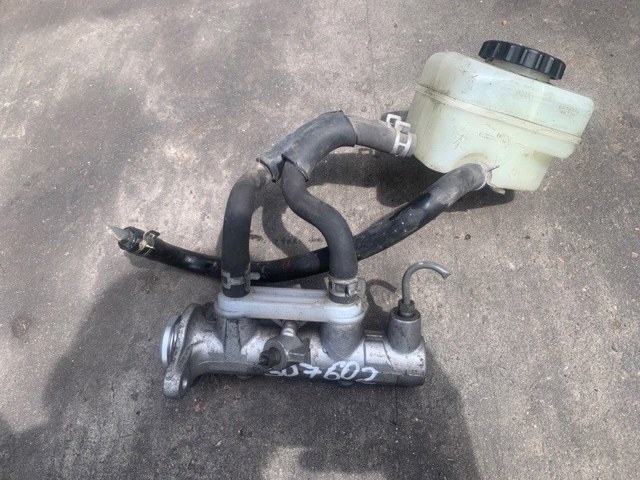 Кришка бачка головного гальмівного циліндру 4723024010 TOYOTA