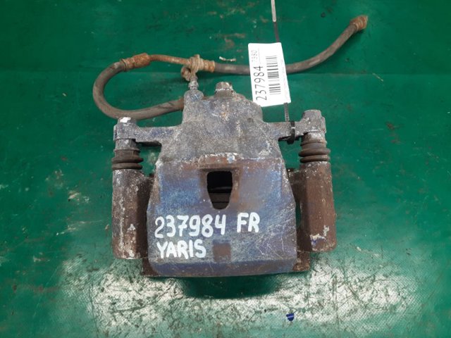 Супорт гальмівний, передній, правий 4773052191 TOYOTA