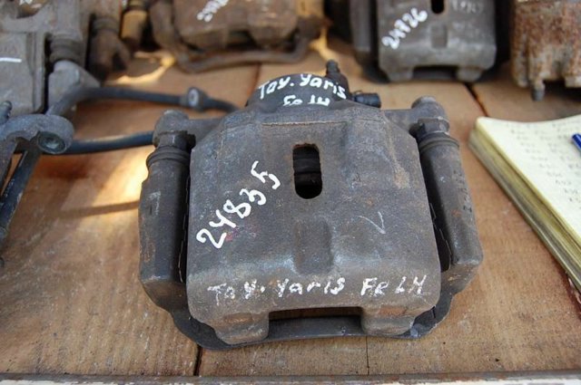 Супорт гальмівний, передній, лівий 4775052020 TOYOTA