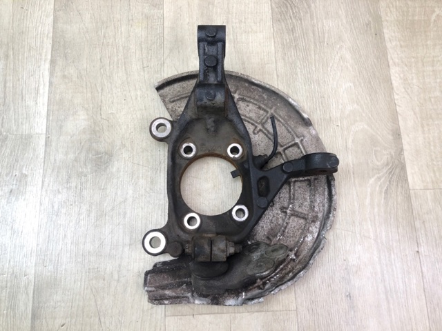 Цапфа поворотного кулака 4787702AA CHRYSLER