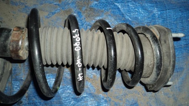 Пружина підвіски задня 4823133660 TOYOTA