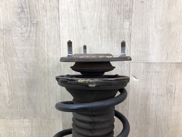 Стойка амортизатора передняя 4851009A06 TOYOTA