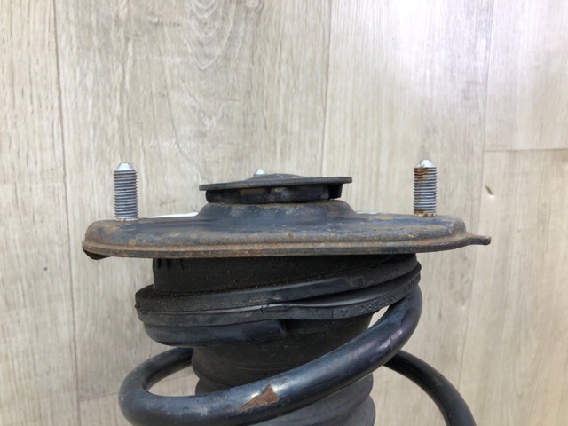 Амортизатор передньої підвіски 4851080814 TOYOTA