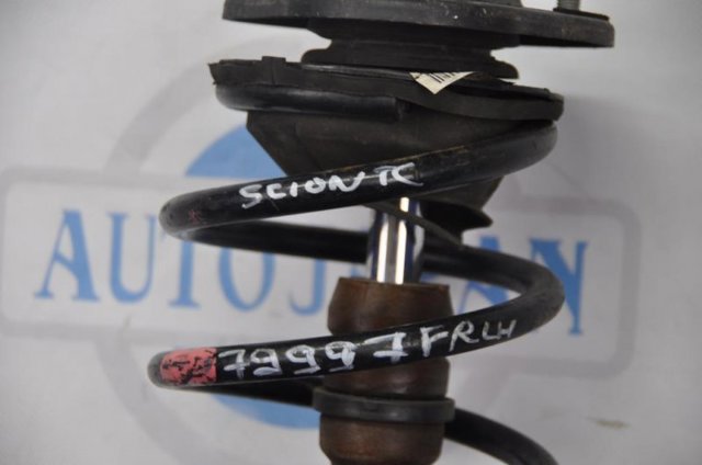 Амортизатор передньої підвіски, лівий 4852021160 TOYOTA