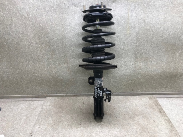Подушка амортизатора переднього 4860933190 TOYOTA