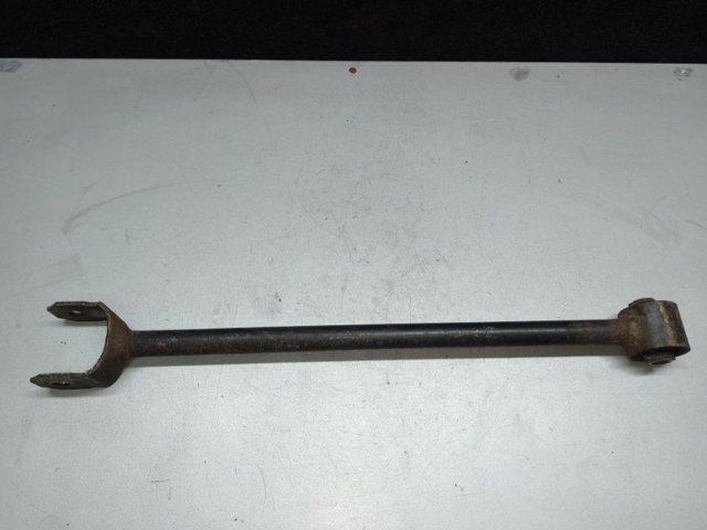 Задня поперечна тяга 4871033070 TOYOTA
