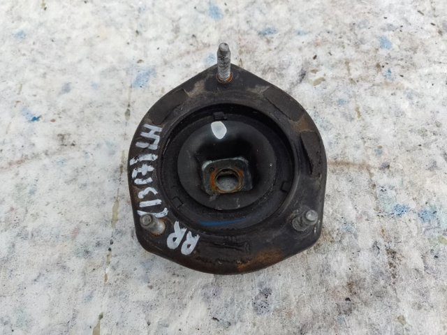 Опора пружини задньої лівої 4876006180 TOYOTA