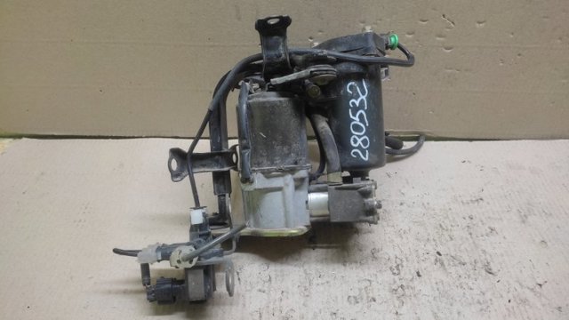 Компресор пневмоподвески 4891060020 TOYOTA