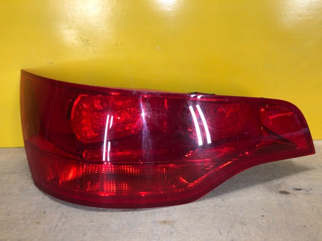 Ліхтар задній лівий 4L0945093A VAG