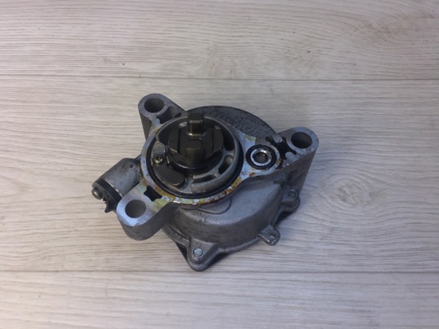 Насос вакуумний 5047967AB CHRYSLER