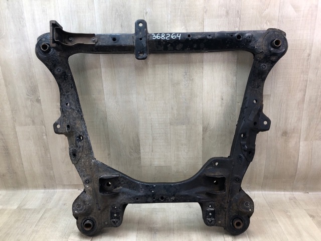 Балка передньої підвіски, підрамник 5110033070 TOYOTA