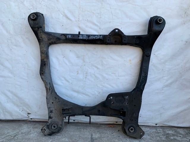Передня балка 5110048010 TOYOTA