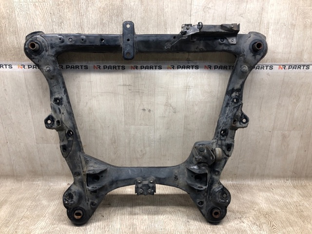 Підрамник передній 5110048071 TOYOTA