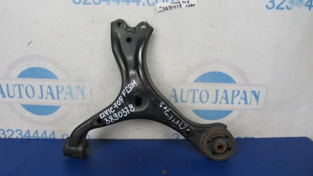 Правий важіль передній нижній підвіски 51350TR7A01 HONDA