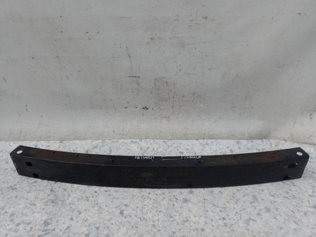 Підсилювач бампера переднього 5202102060 TOYOTA