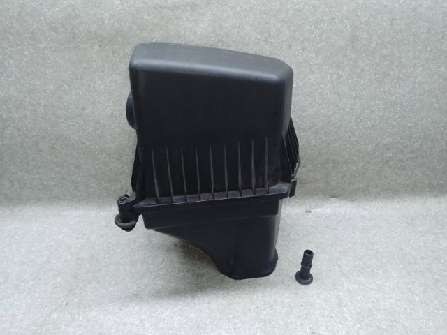 Корпус повітряного фільтра 52022352AB CHRYSLER