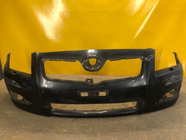 Бампер передній 5211905170 TOYOTA