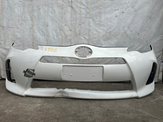 Бампер передній 5211952980 TOYOTA