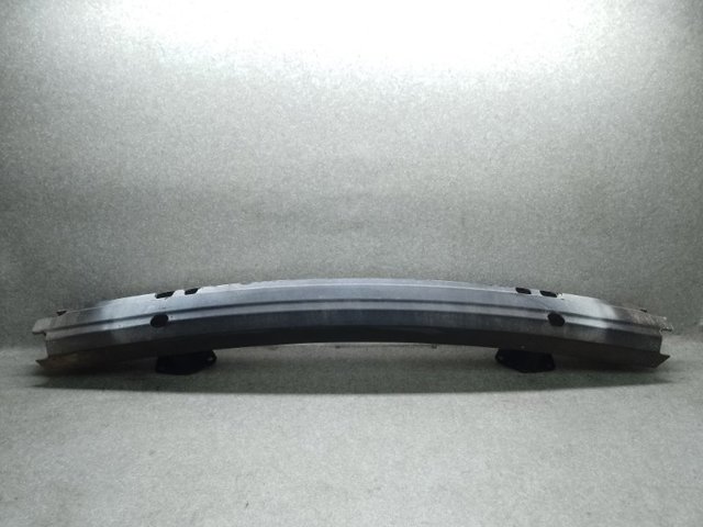Швелер переднього бампера 521310C030 TOYOTA
