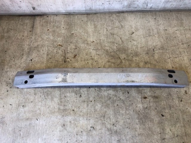 Шина бампера переднього 521310E020 TOYOTA