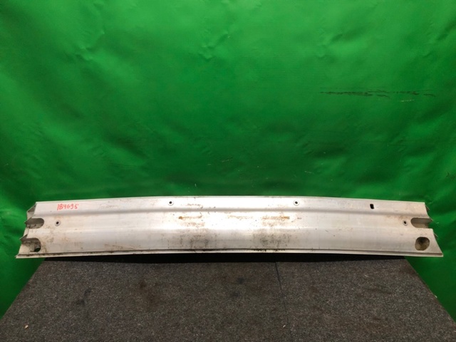Балка бампера заднього 5217106050 TOYOTA