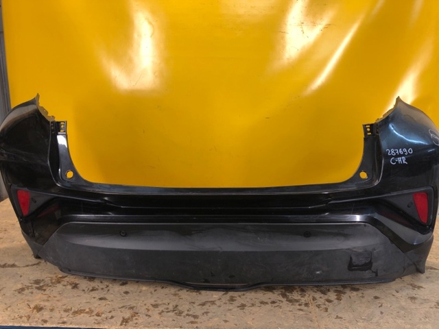 Спідниця заднього бампера 52453F4010 TOYOTA