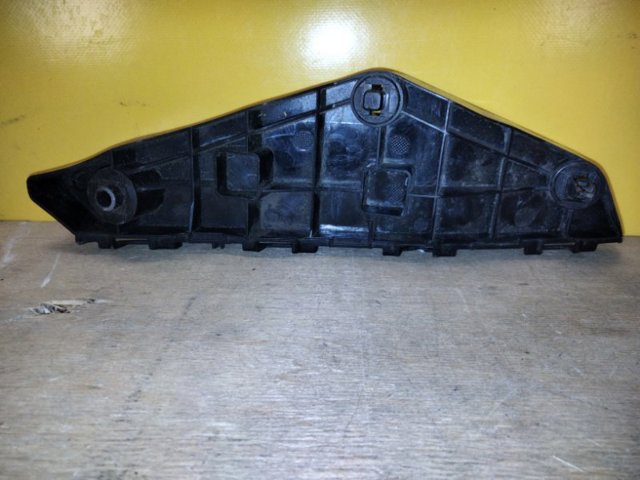 Кріплення бампера 5253605050 TOYOTA