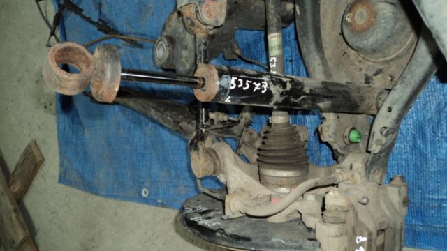 Амортизатори задні 52610SZAA04 HONDA