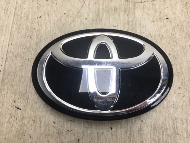 Емблема на решітку радіатора 5314142020 TOYOTA