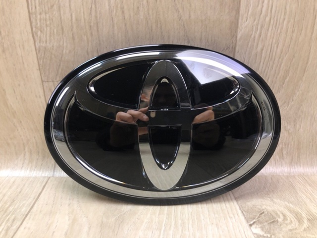 Емблема на решітку радіатора 5314171010 TOYOTA