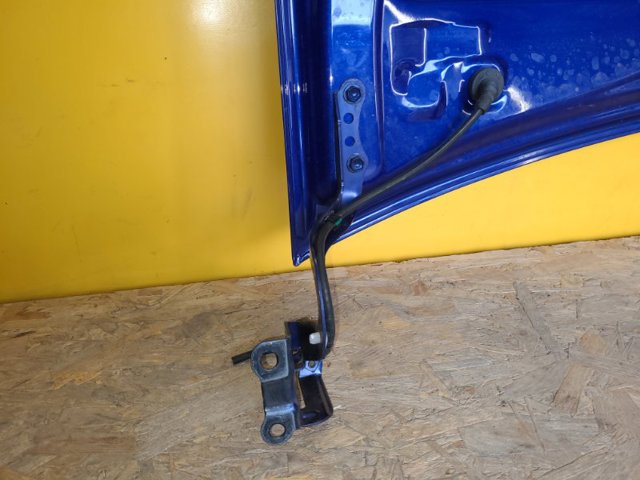 Завіс капота, правий 5341047130 TOYOTA